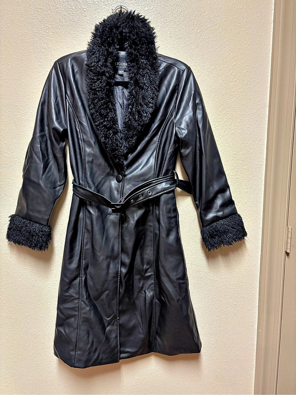 STOOSH Faux Fur Trim Belted Black Coat Size Medium Like New